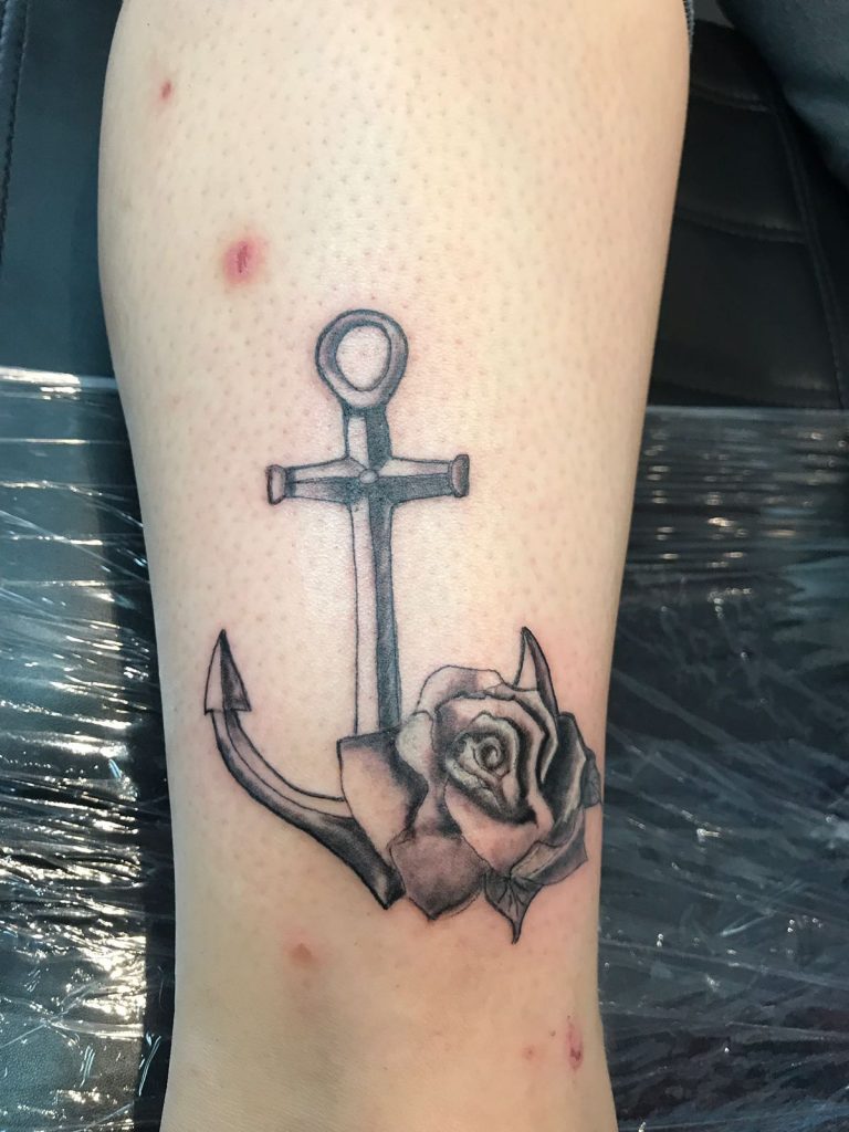 anchor and rose tattoo